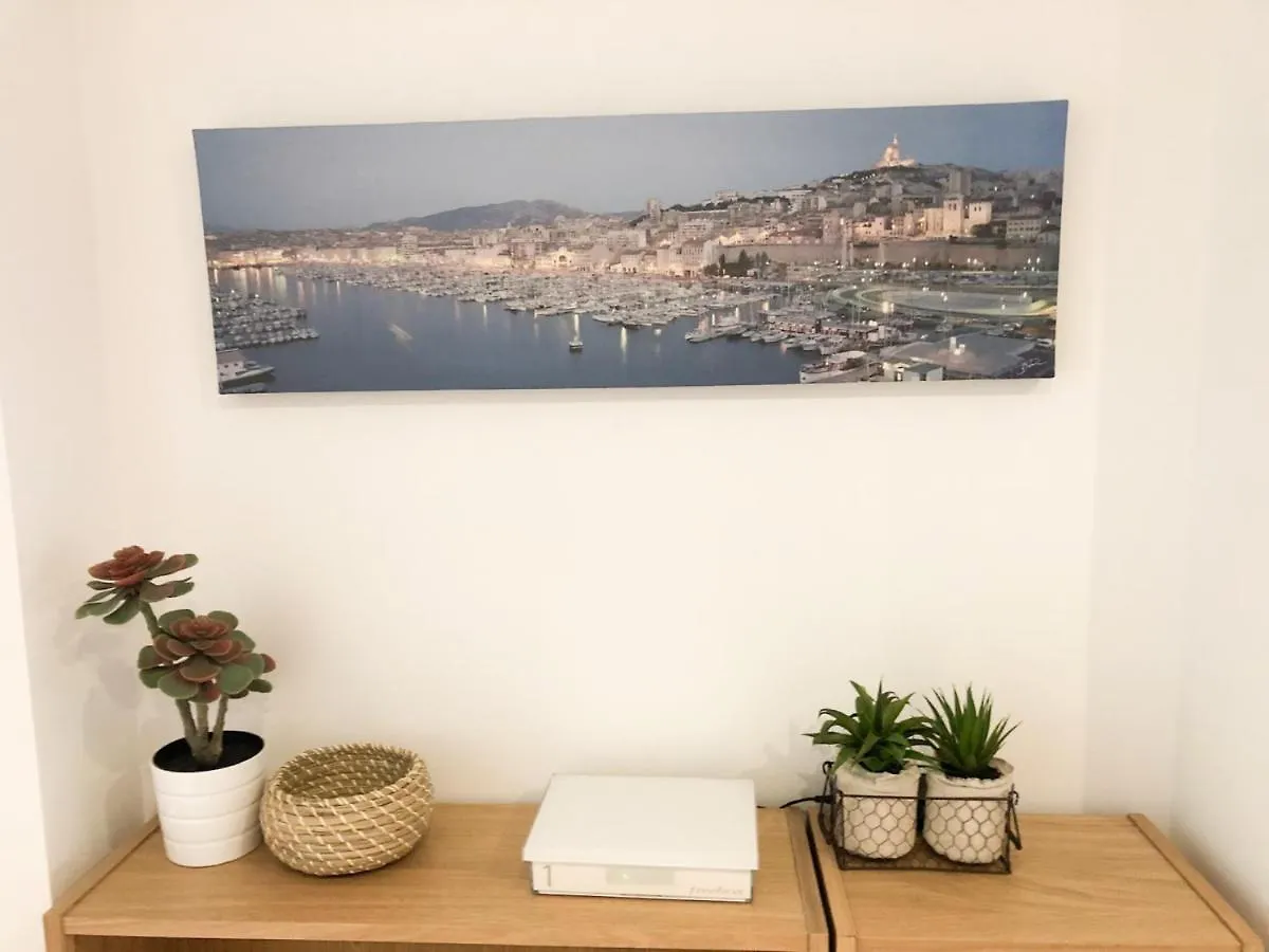 Apartment Superbe Appartement, 3 Chambres, Gare St Charles Marseille France